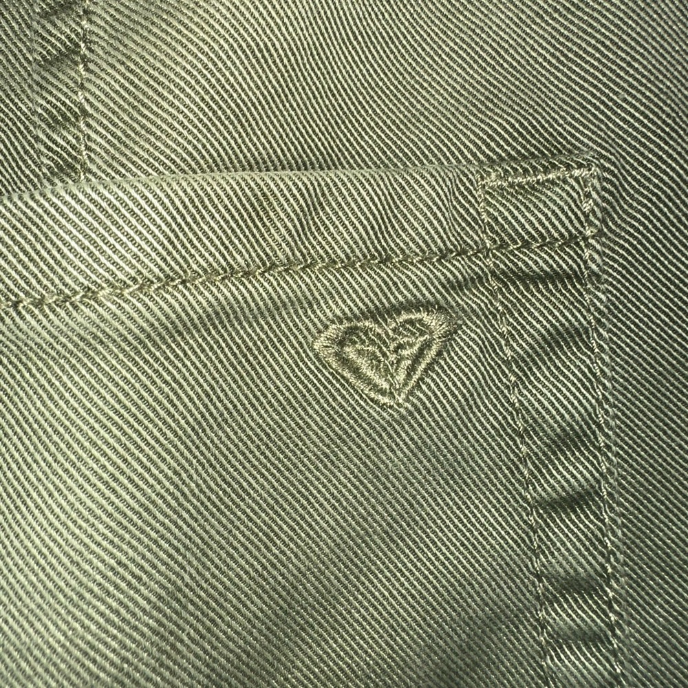 Cute Roxy Cargo Pants 💚 - Picture 10 of 10